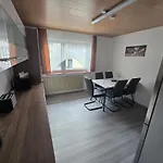 Lautertal Für Bis Zu 10 Personen Сasa de vacaciones *