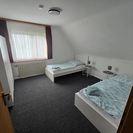 Lautertal Mit Pool - Whirlpool Fuer Bis Zu 10 Personen Dom wakacyjny *