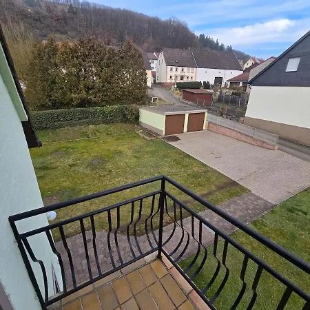 Dom wakacyjny Lautertal Mit Pool - Whirlpool Fuer Bis Zu 10 Personen *