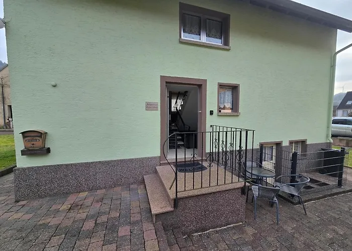 Lautertal Lodge Ferienhaus für bis zu 10 Personen *